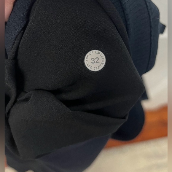 Lululemon Commission Pant Slim 32" *Ventlight Mesh (Navy) - 32x31 - Picture 5 of 8